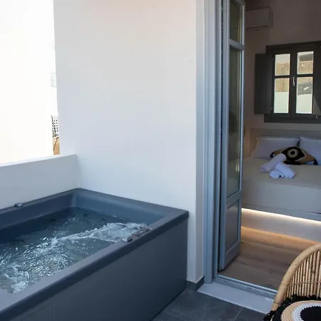 Aidani Luxurious