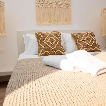 Aidani Luxurious * Vothon